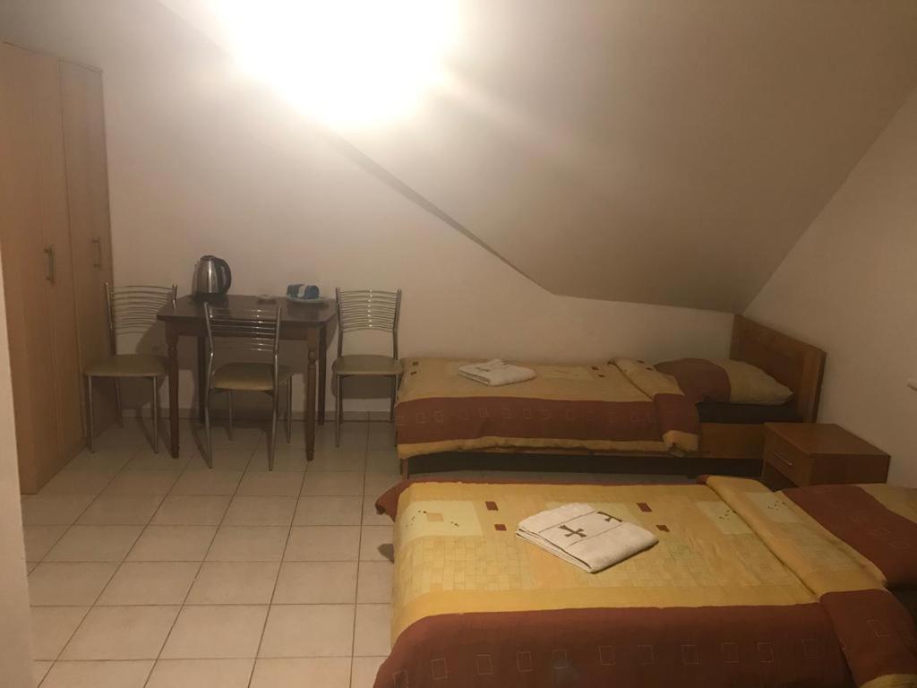 Monastyr Apartments Czestochowa Ngoại thất bức ảnh
