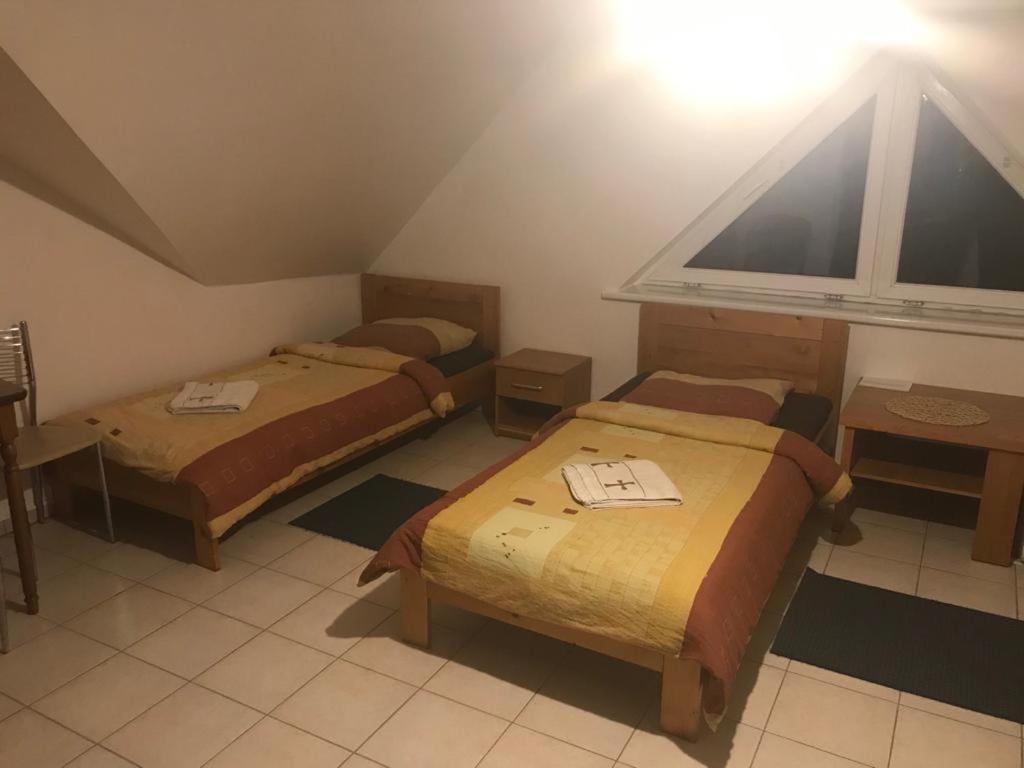 Monastyr Apartments Czestochowa Ngoại thất bức ảnh